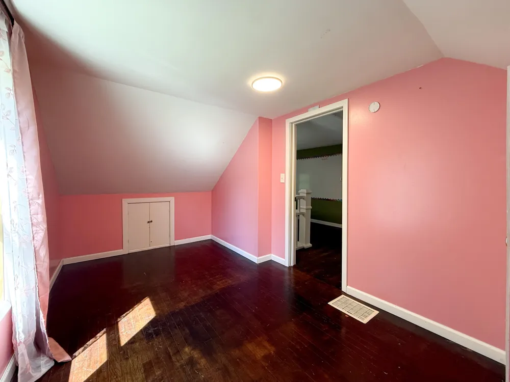2661 E Empire Avenue Benton Harbor, MI 49022