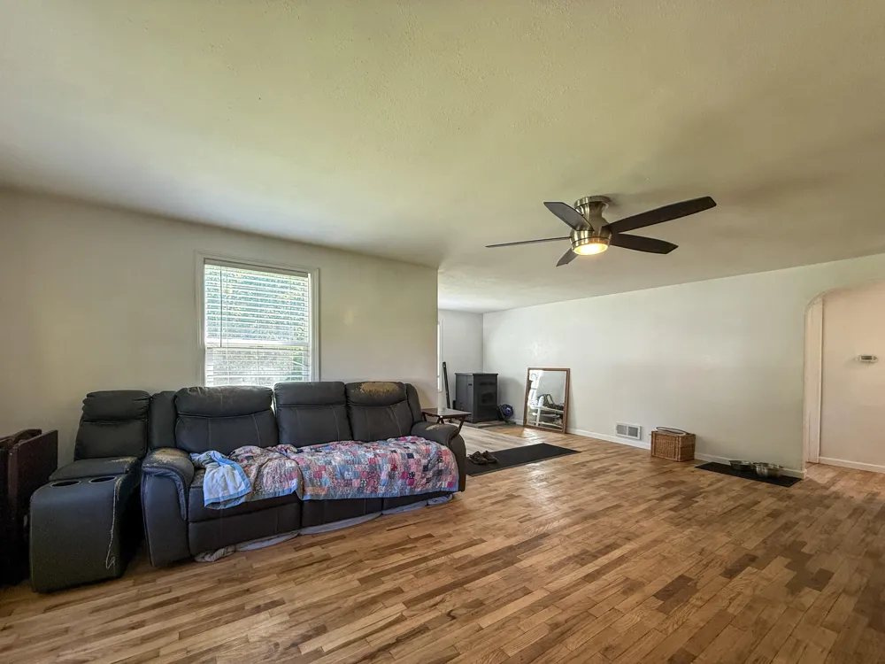 2661 E Empire Avenue Benton Harbor, MI 49022