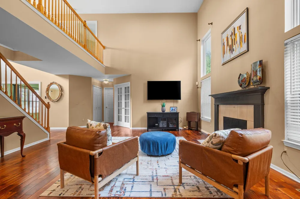 2240 Indian Creek Circle Ann Arbor, MI 48105