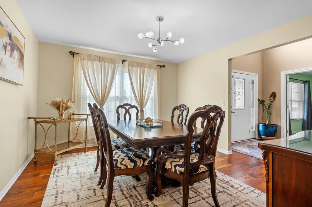 2240 Indian Creek Circle Ann Arbor, MI 48105
