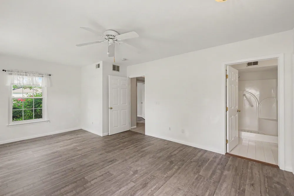 749 W Barrington Circle Jackson, MI 49203