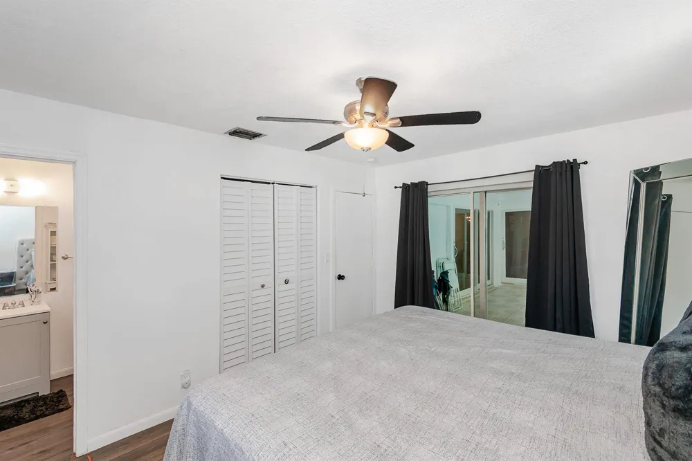 3611 NW 40TH COURT Lauderdale Lakes, FL 33309