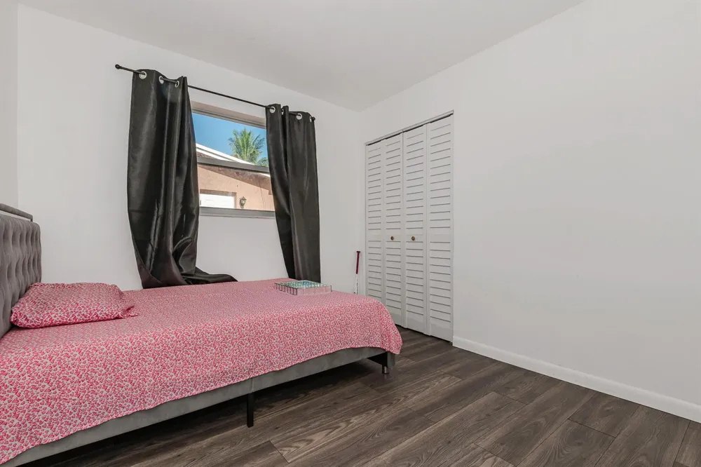 3611 NW 40TH COURT Lauderdale Lakes, FL 33309