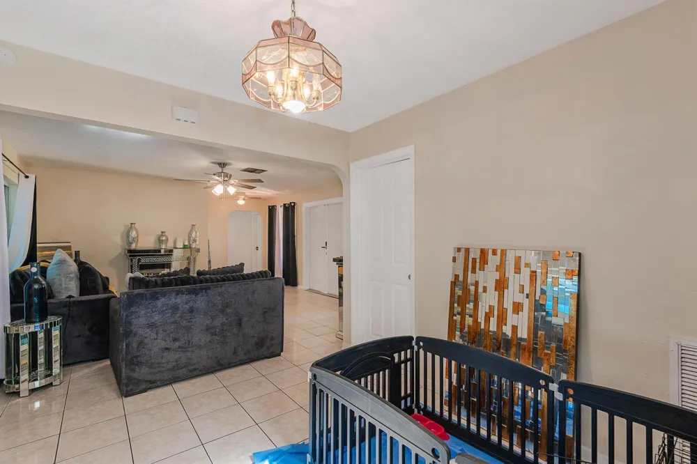 3611 NW 40TH COURT Lauderdale Lakes, FL 33309