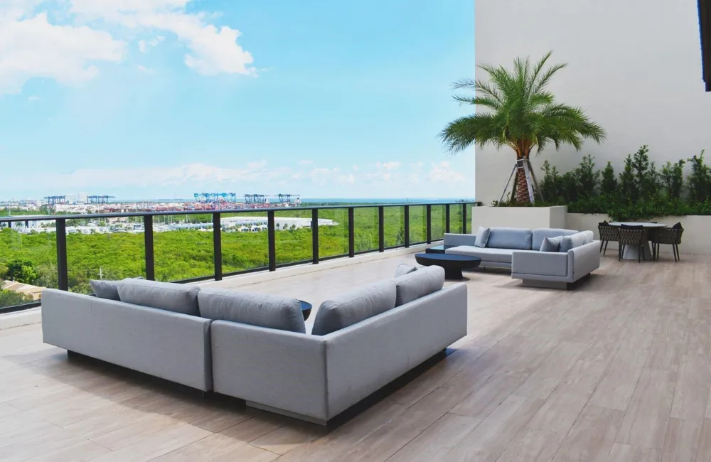 601 E Dania Beach Boulevard #1008 Dania Beach, FL 33004