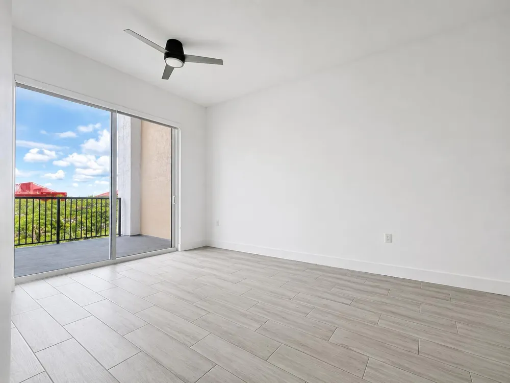 601 E Dania Beach Boulevard #1008 Dania Beach, FL 33004