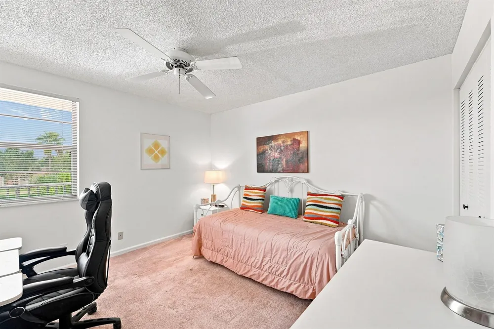 7254 FAIRFAX DRIVE #304 Tamarac, FL 33321