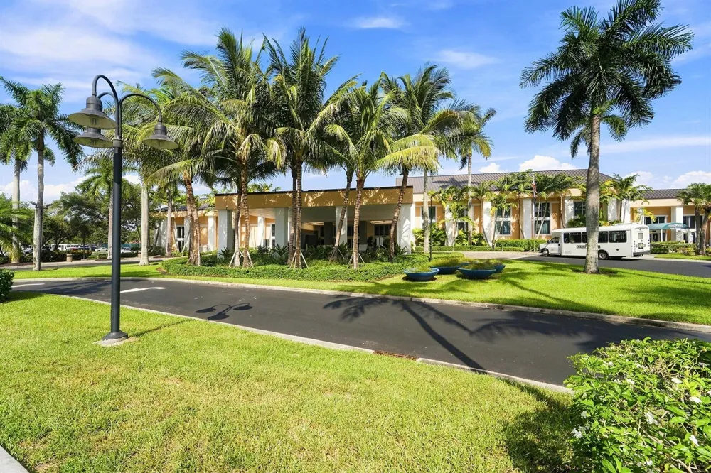 7254 FAIRFAX DRIVE #304 Tamarac, FL 33321
