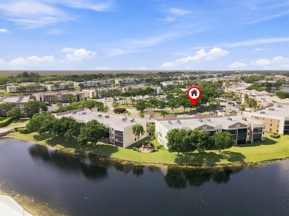 7254 FAIRFAX DRIVE #304 Tamarac, FL 33321