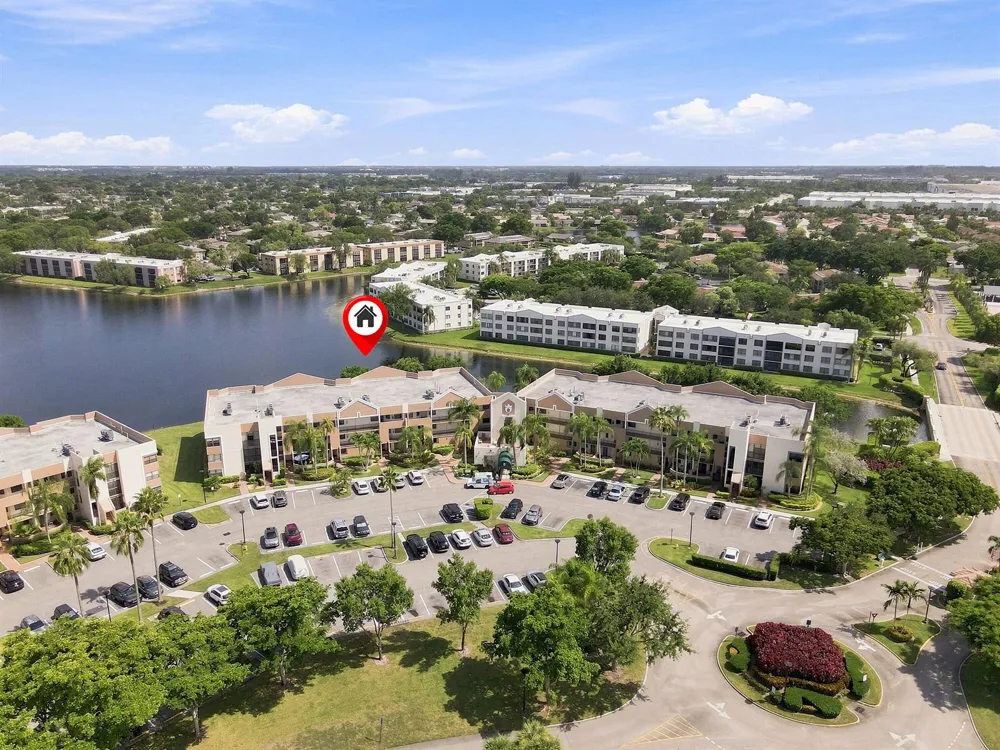 7254 FAIRFAX DRIVE #304 Tamarac, FL 33321