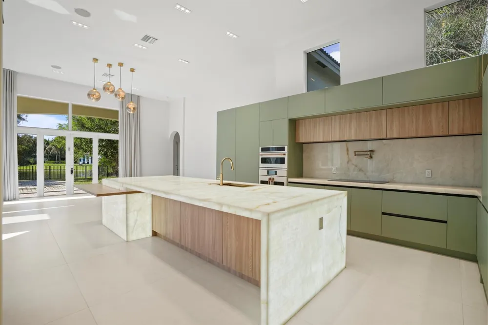 3201 E Stonebrook Circle Davie, FL 33330