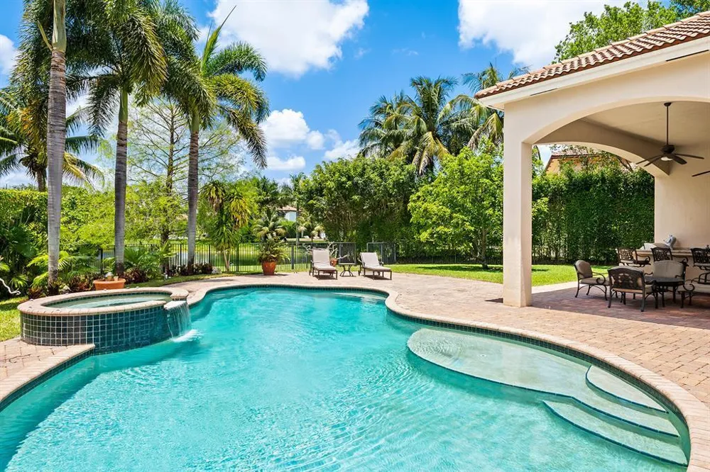 3201 E Stonebrook Circle Davie, FL 33330
