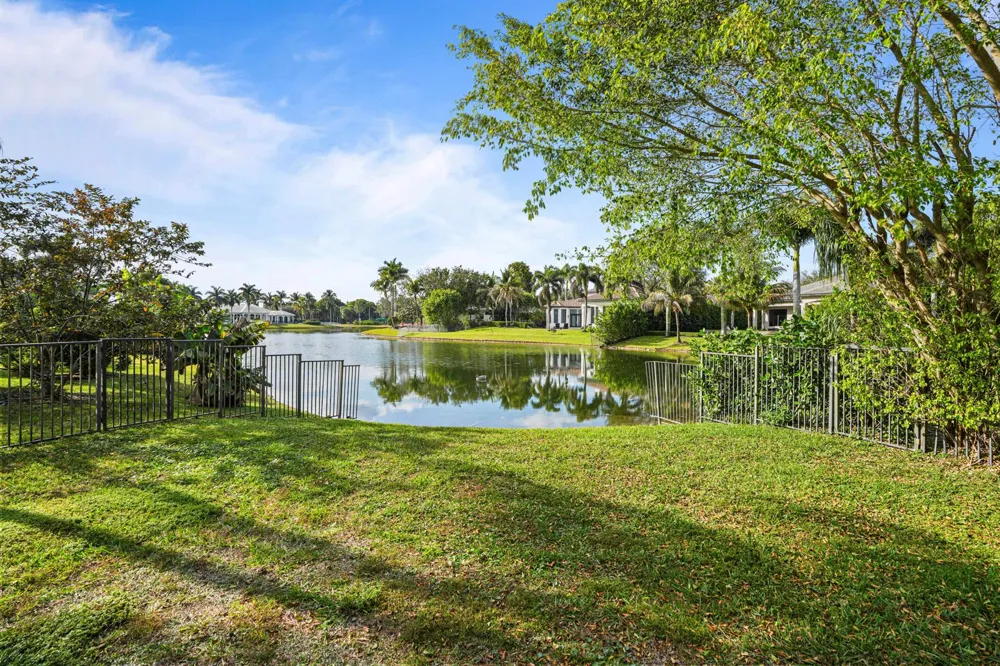 3201 E Stonebrook Circle Davie, FL 33330