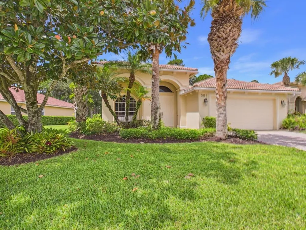 7059 MAIDSTONE DRIVE Port St. Lucie, FL 34986