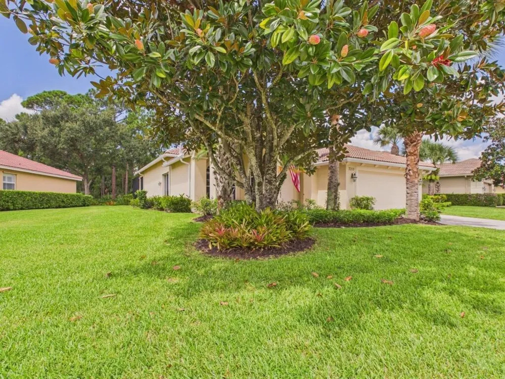 7059 MAIDSTONE DRIVE Port St. Lucie, FL 34986