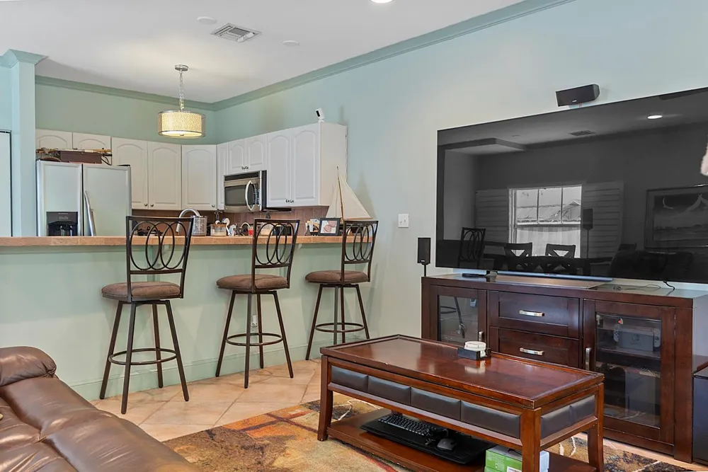 808 SW 4th Avenue Fort Lauderdale, FL 33315