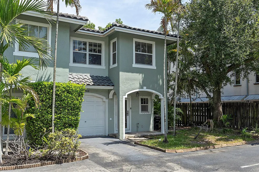 808 SW 4th Avenue Fort Lauderdale, FL 33315
