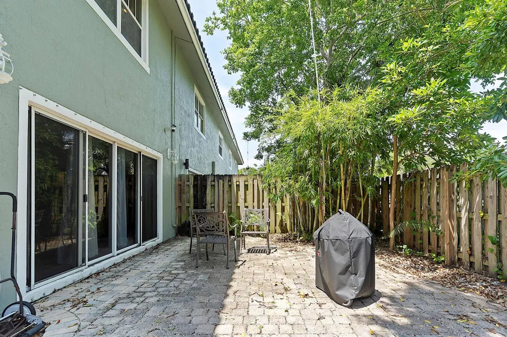 808 SW 4th Avenue Fort Lauderdale, FL 33315