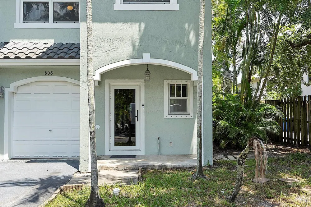 808 SW 4th Avenue Fort Lauderdale, FL 33315