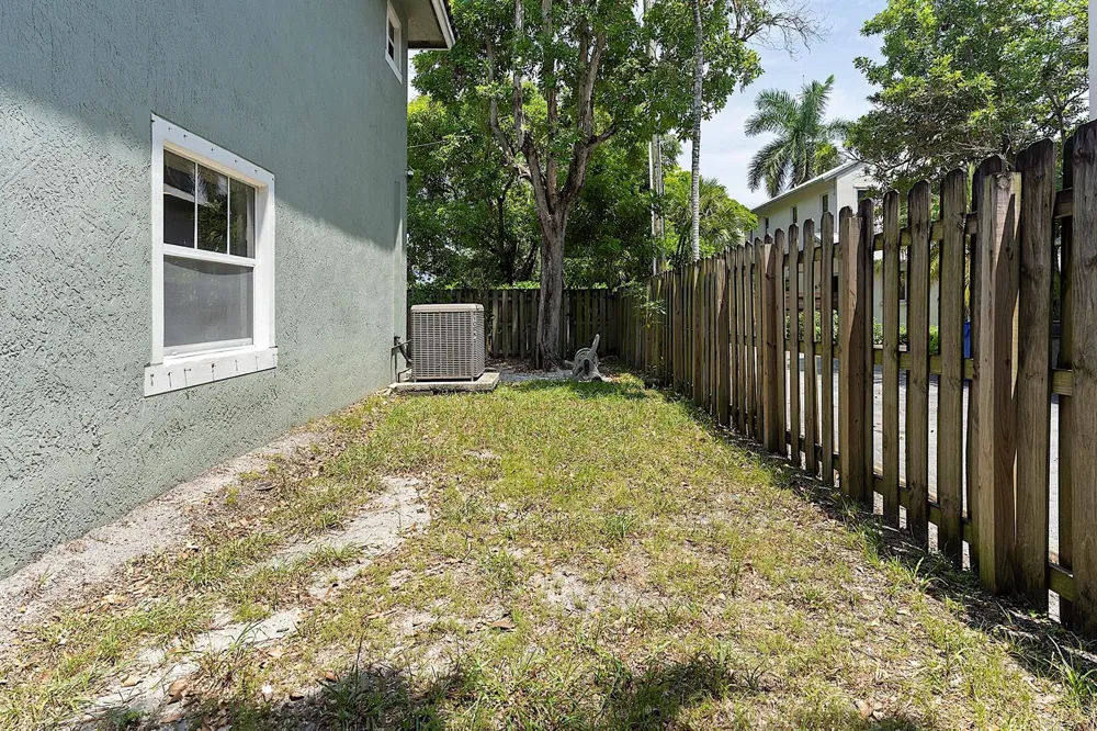 808 SW 4th Avenue Fort Lauderdale, FL 33315