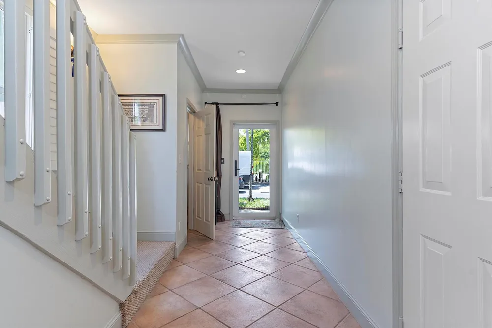 808 SW 4th Avenue Fort Lauderdale, FL 33315