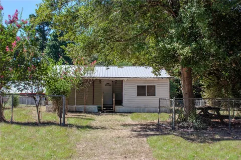 616 Ponderosa Drive, Onalaska TX