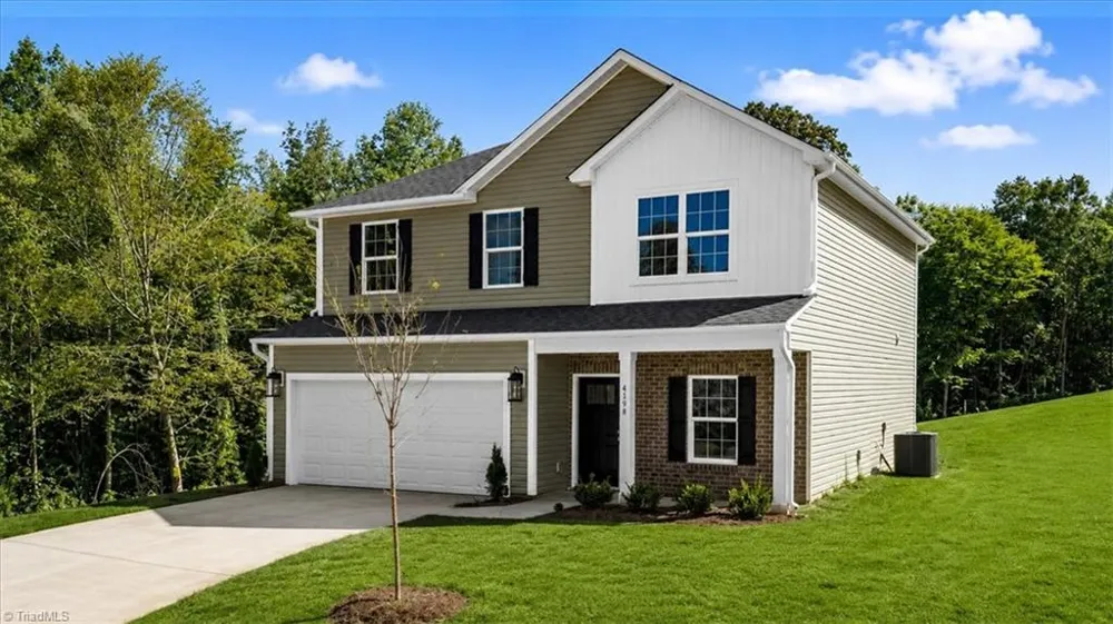 4198 Emmas Way East Bend, NC 27018