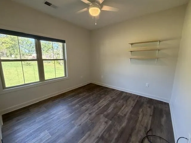320 HAWTHORNE LN Savannah, TN 38372