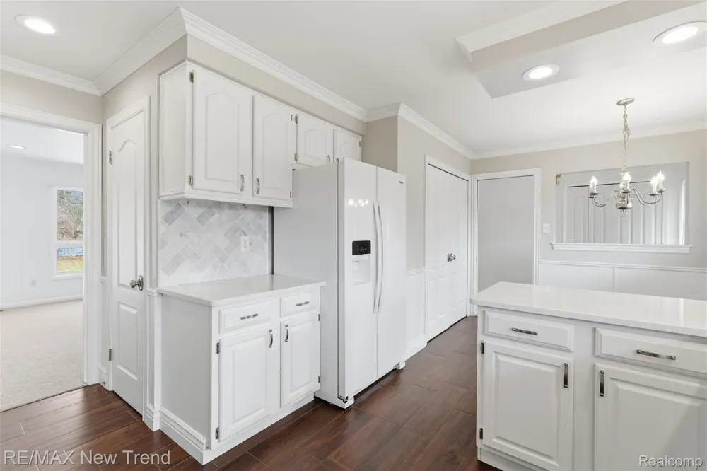 1043 Westview Road Bloomfield Hills City, MI 48304