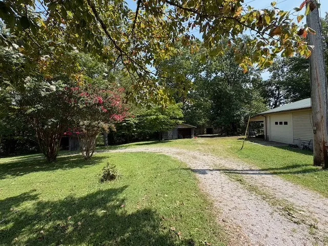 5615 Bartlett Rd Cookeville, TN 38501