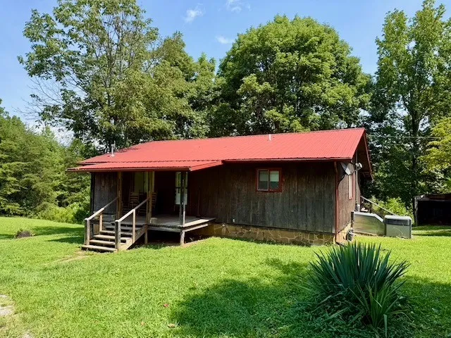 5615 Bartlett Rd Cookeville, TN 38501