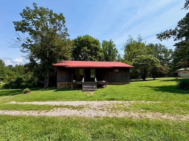 5615 Bartlett Rd Cookeville, TN 38501