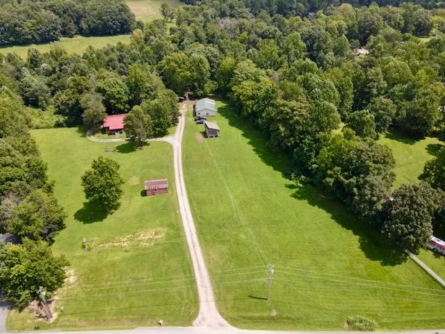 5615 Bartlett Rd Cookeville, TN 38501