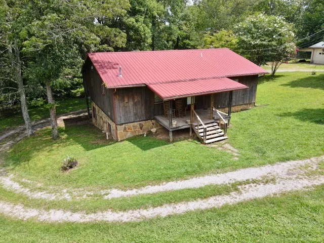 5615 Bartlett Rd Cookeville, TN 38501