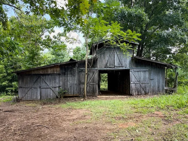5615 Bartlett Rd Cookeville, TN 38501