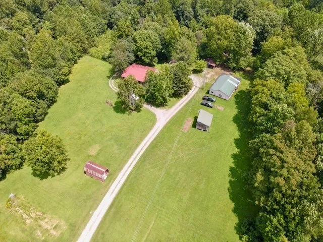 5615 Bartlett Rd Cookeville, TN 38501