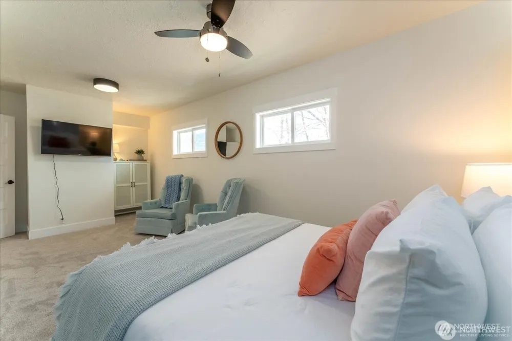 507 E Wapato Avenue Chelan, WA 98816