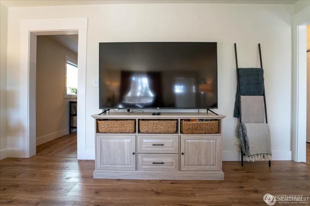 507 E Wapato Avenue Chelan, WA 98816