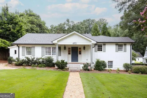 495 Woodlawn AVE