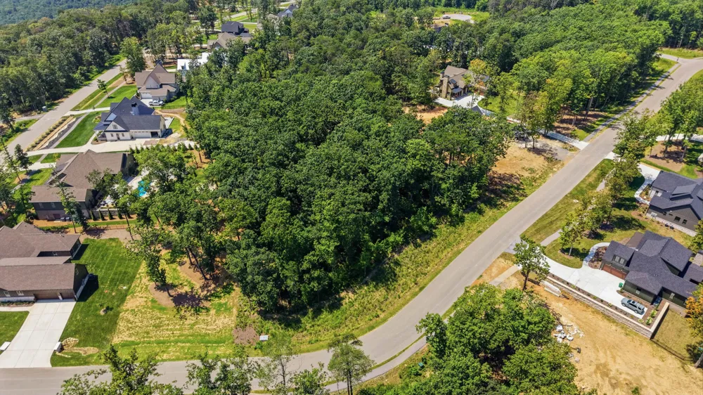 1402 Bent Hickory Road Signal Mountain, TN 37377