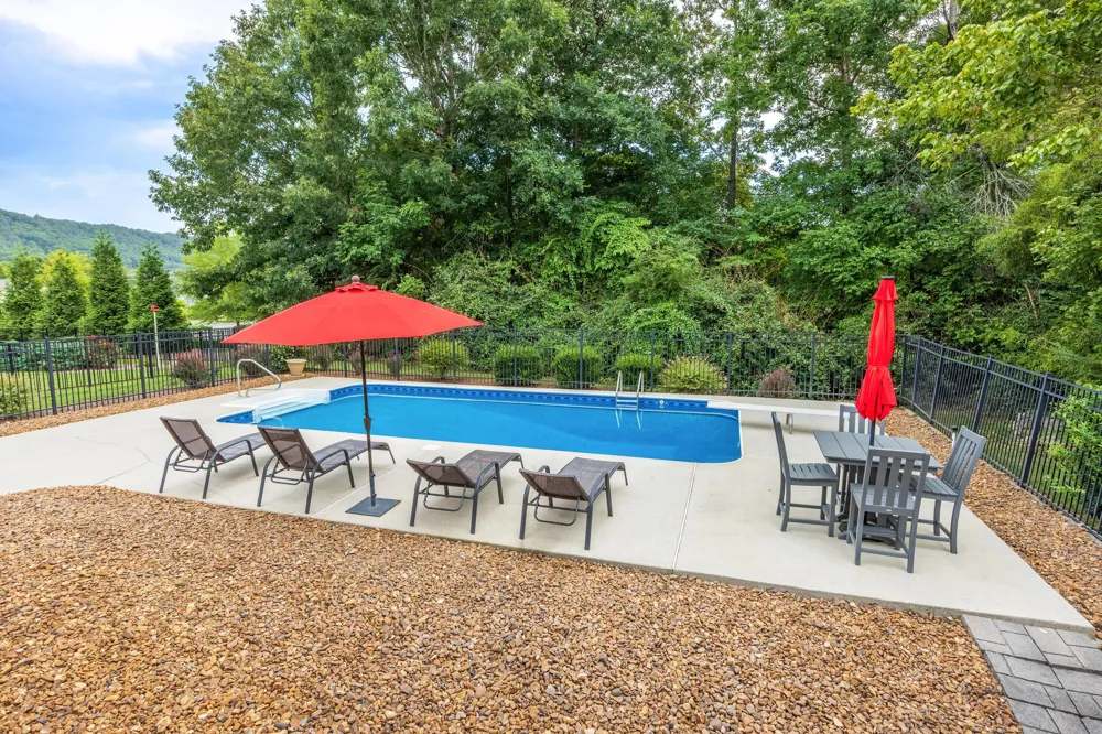 9328 Wandering Way Ooltewah, TN 37363