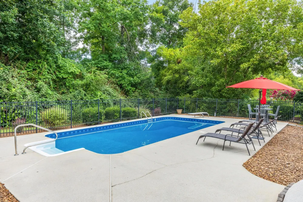 9328 Wandering Way Ooltewah, TN 37363