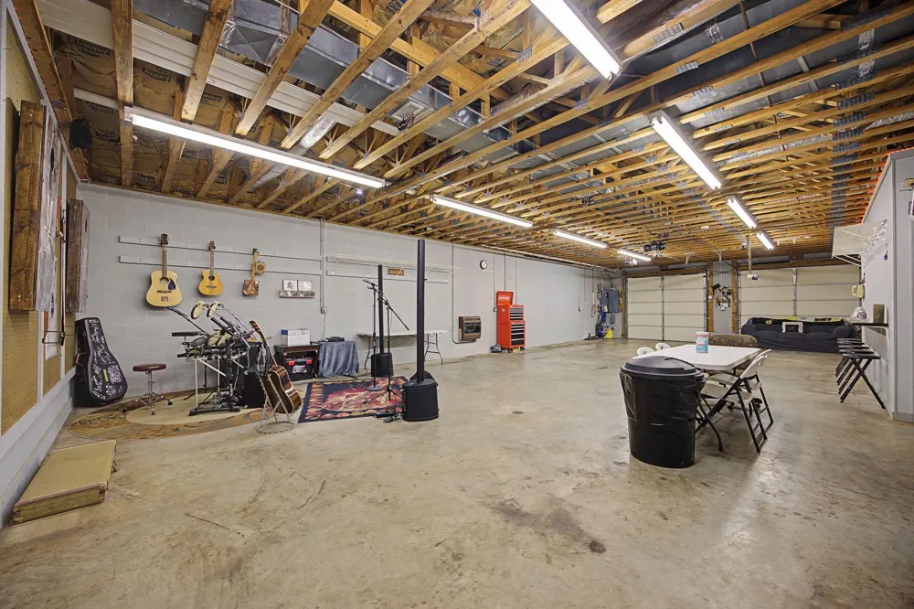 3911 County Road 131 Bryant, AL 35958
