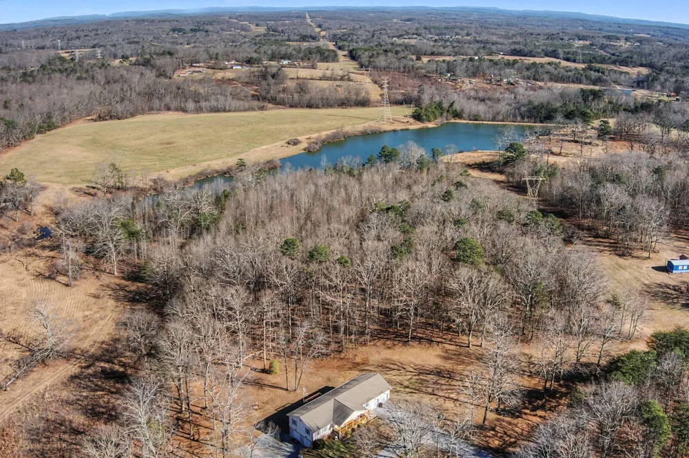 3911 County Road 131 Bryant, AL 35958