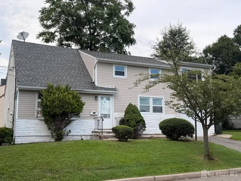 38 Raritan Avenue