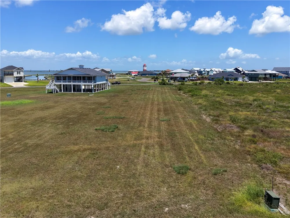 1502 Cape Velero Drive Rockport, TX 78382
