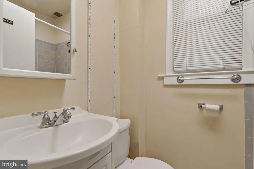 3477 HOLMEAD PLACE NW Washington, DC 20010