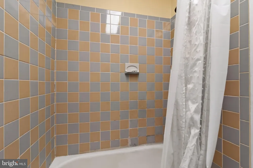 3477 HOLMEAD PLACE NW Washington, DC 20010