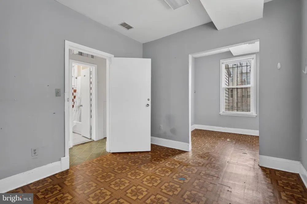 3477 HOLMEAD PLACE NW Washington, DC 20010