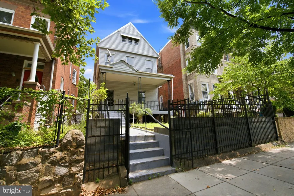 3477 HOLMEAD PLACE NW Washington, DC 20010
